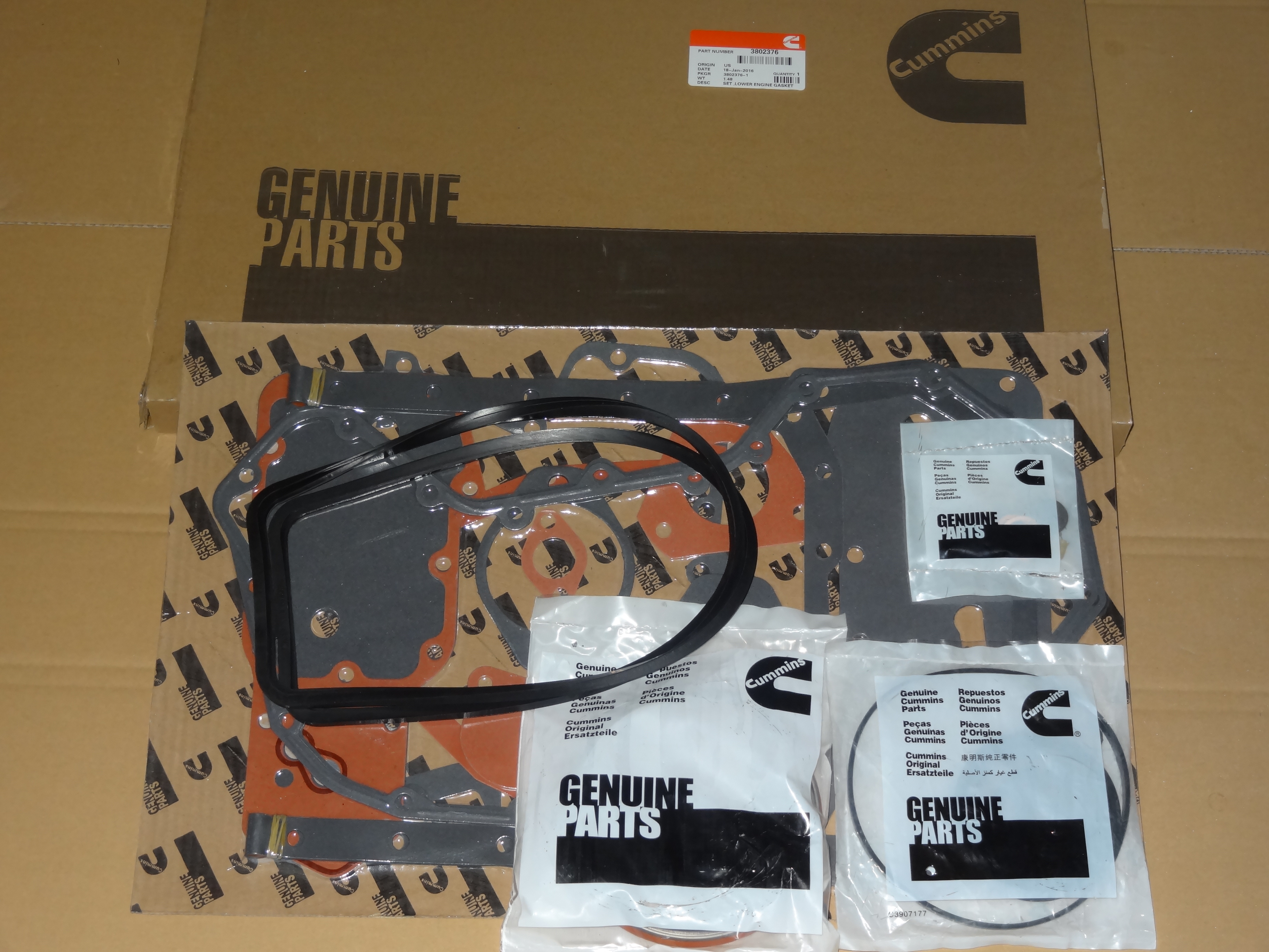 Прокладок набор нижний 6BTA5,9  3802376