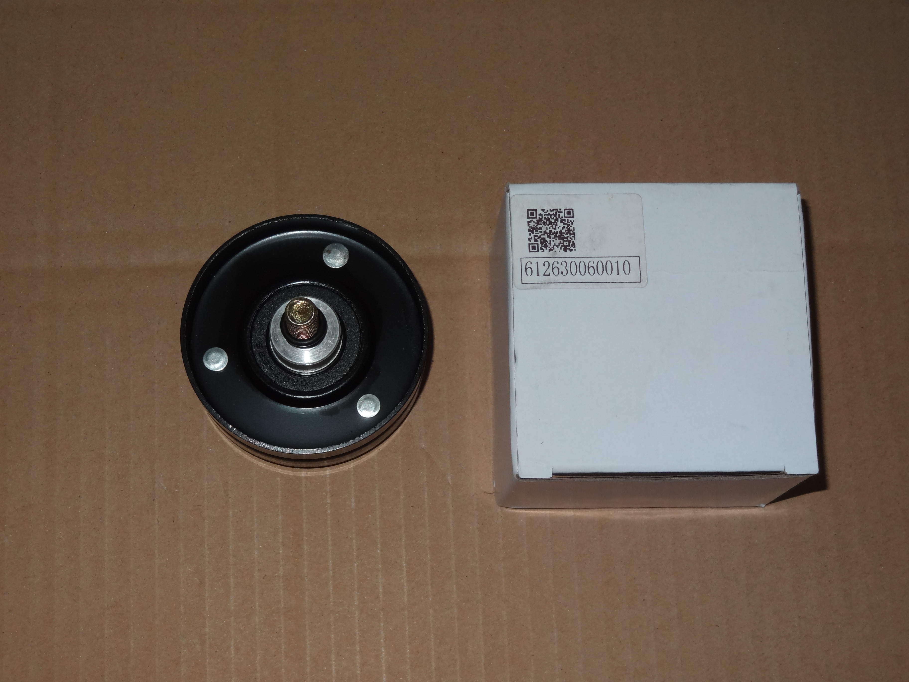 Ролик натяжной ремней D12 VG1246060010