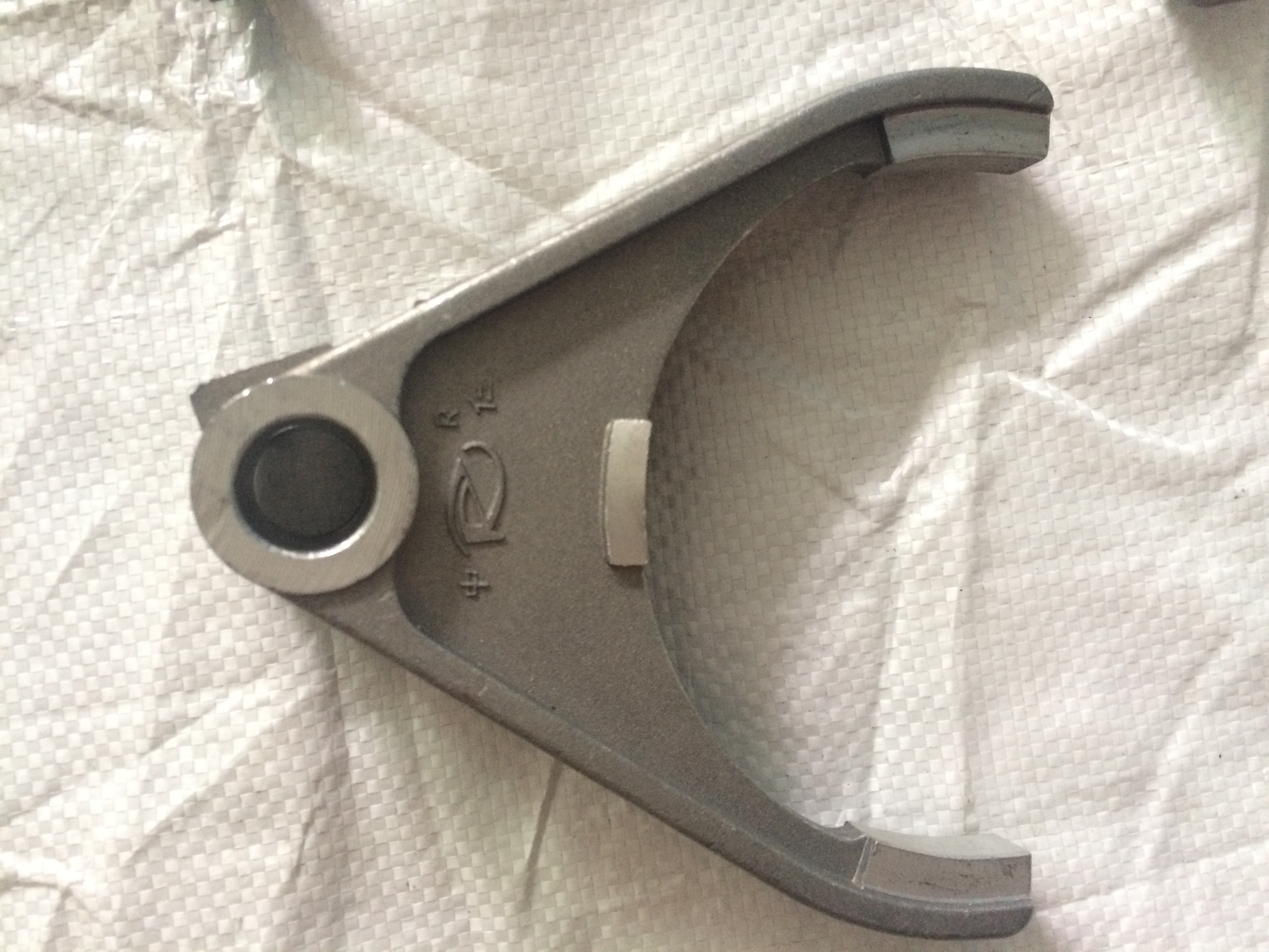 ВИЛКА 4-5 ПЕРЕДАЧИ КПП BAW 1044  1702132-Q7