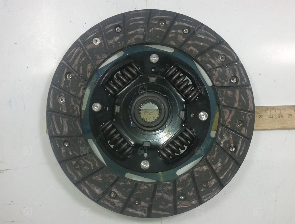 диск сцепления эмгранд 1136000161 210 мм
