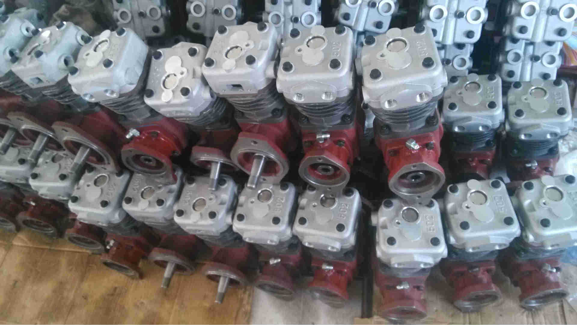 Воздушный компрессор 612600130777