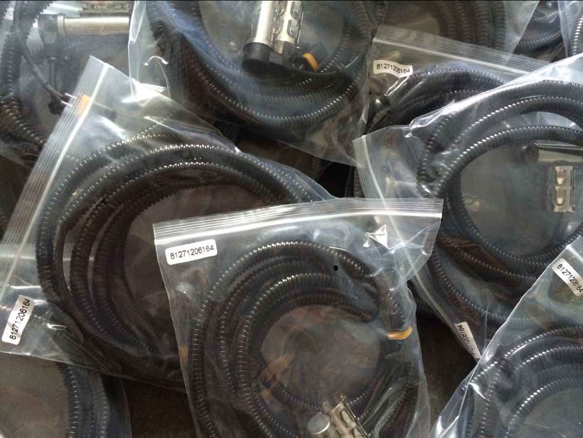 81,27120-6164  датчки