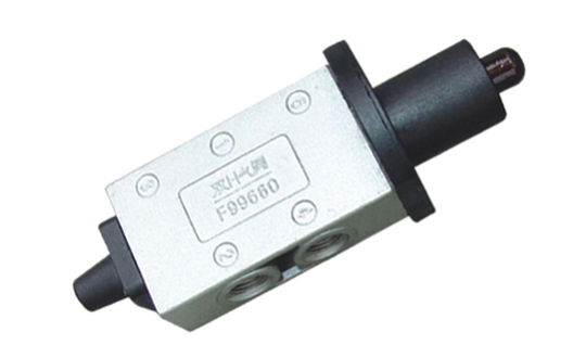 Клапан МАЗ воздушный двойной Н-образный КПП 9JS  F99660