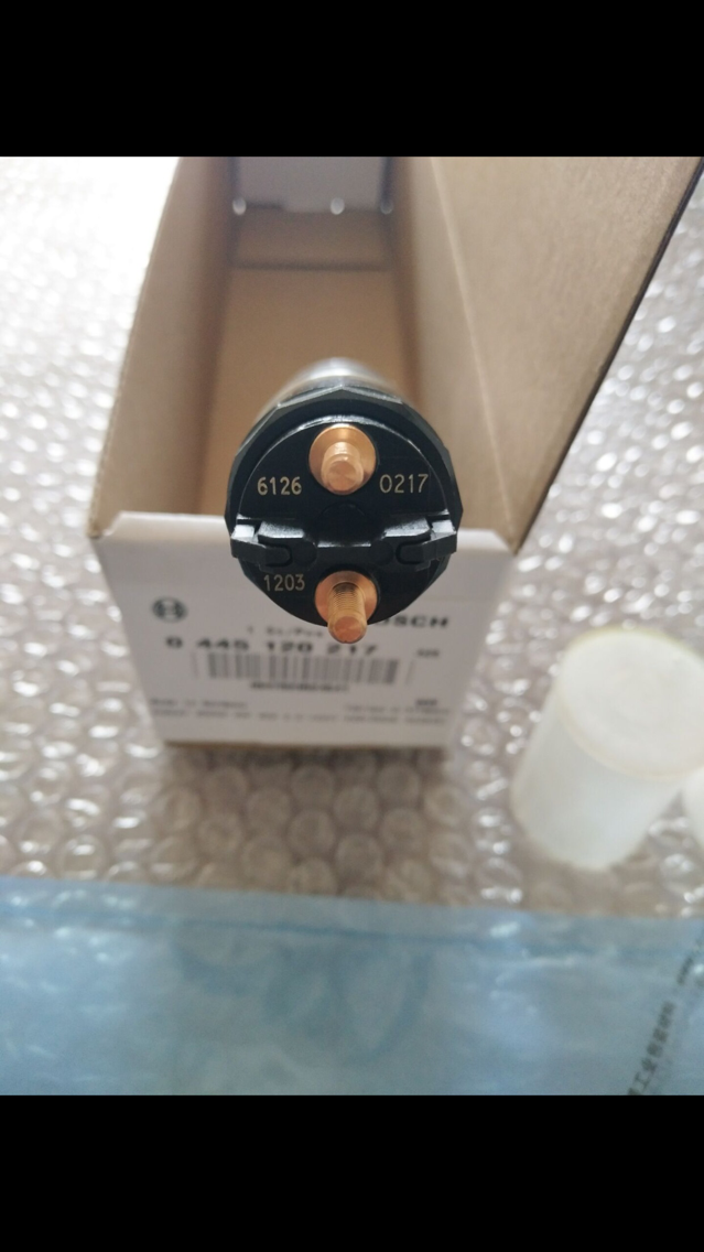 Топливная форсунка Bosch 0445120217