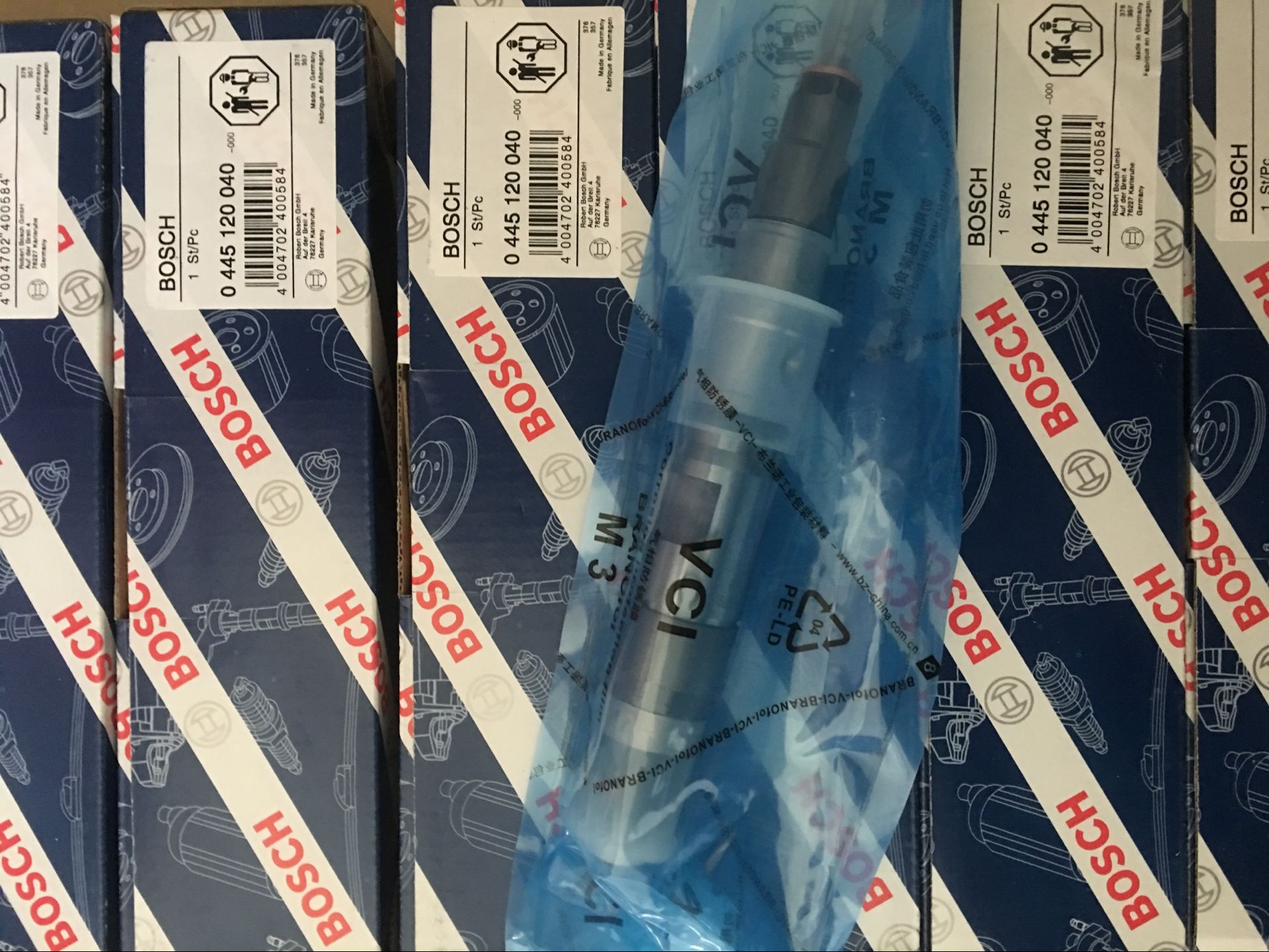 Форсунка BOSCH  0445120040, 65.10401-7001C DAEWOO, DOOSAN DX300