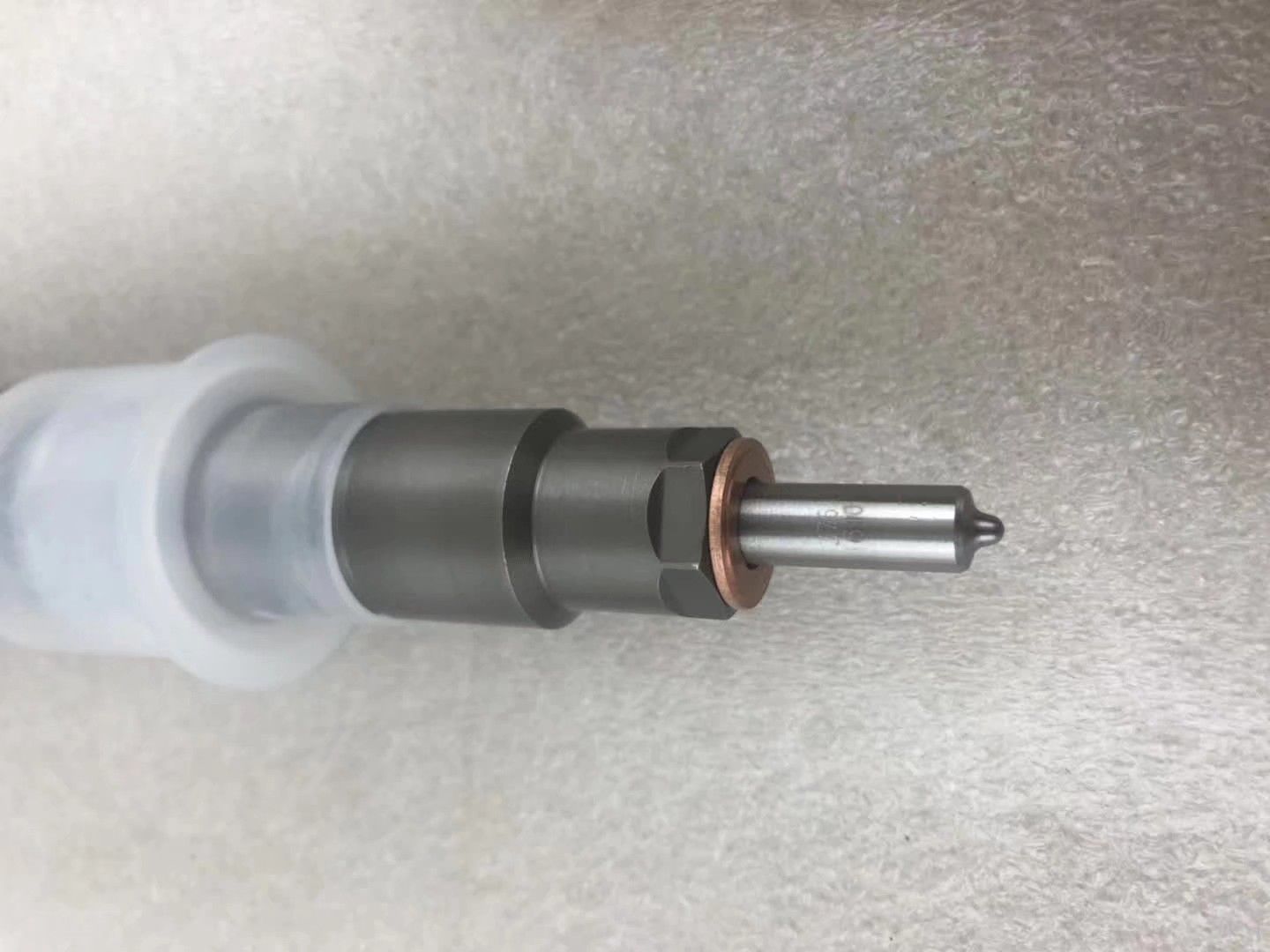 Топливная форсунка - BOSCH 0445120080