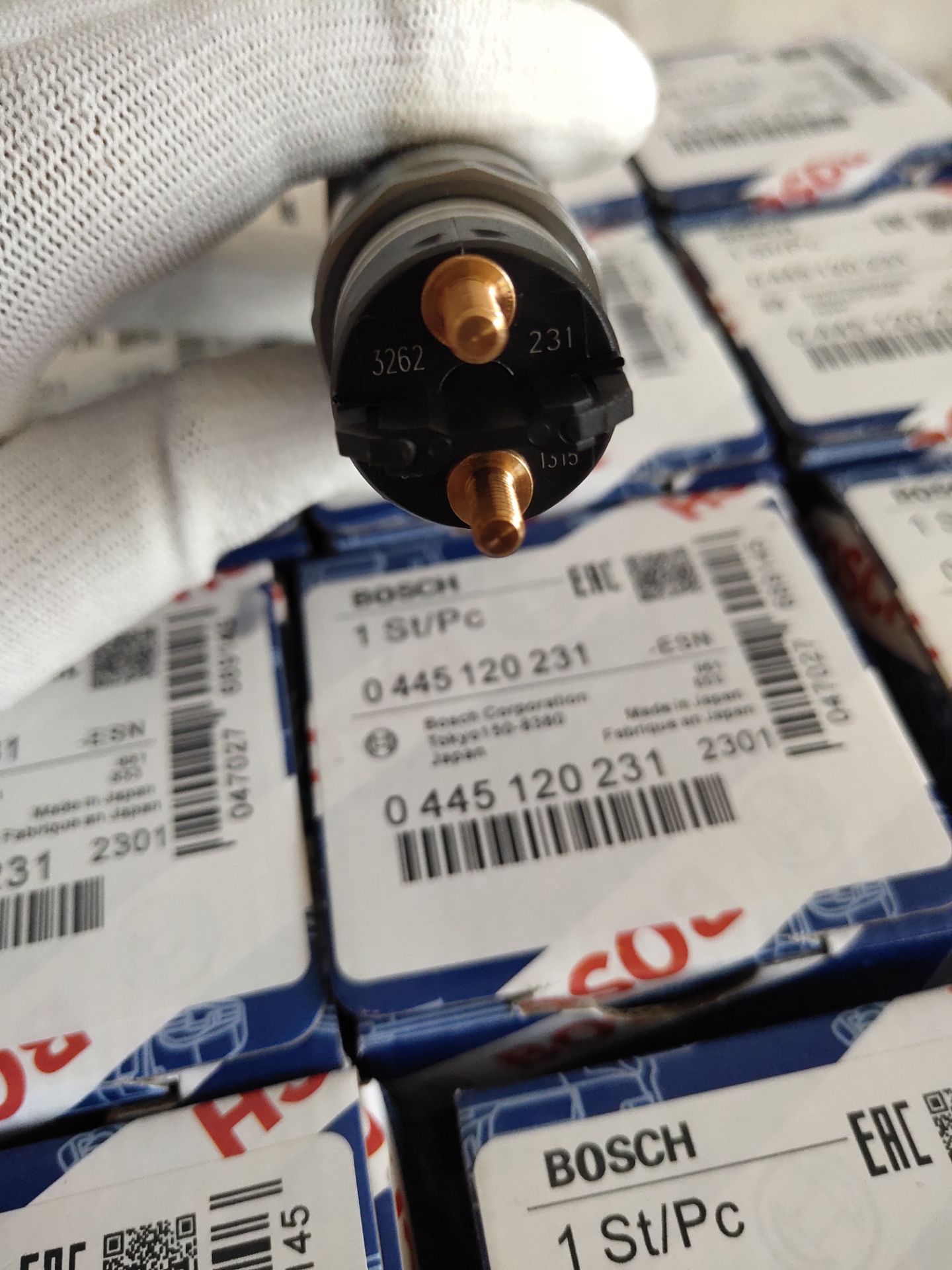 Топливная форсунка BOSCH  0445120231 / 0445120059   Cummins QSB 6.7 3976372 / 4945969 / 5263262 / KOMATSU PC200-8 / IVECO / HITACHI ZW180