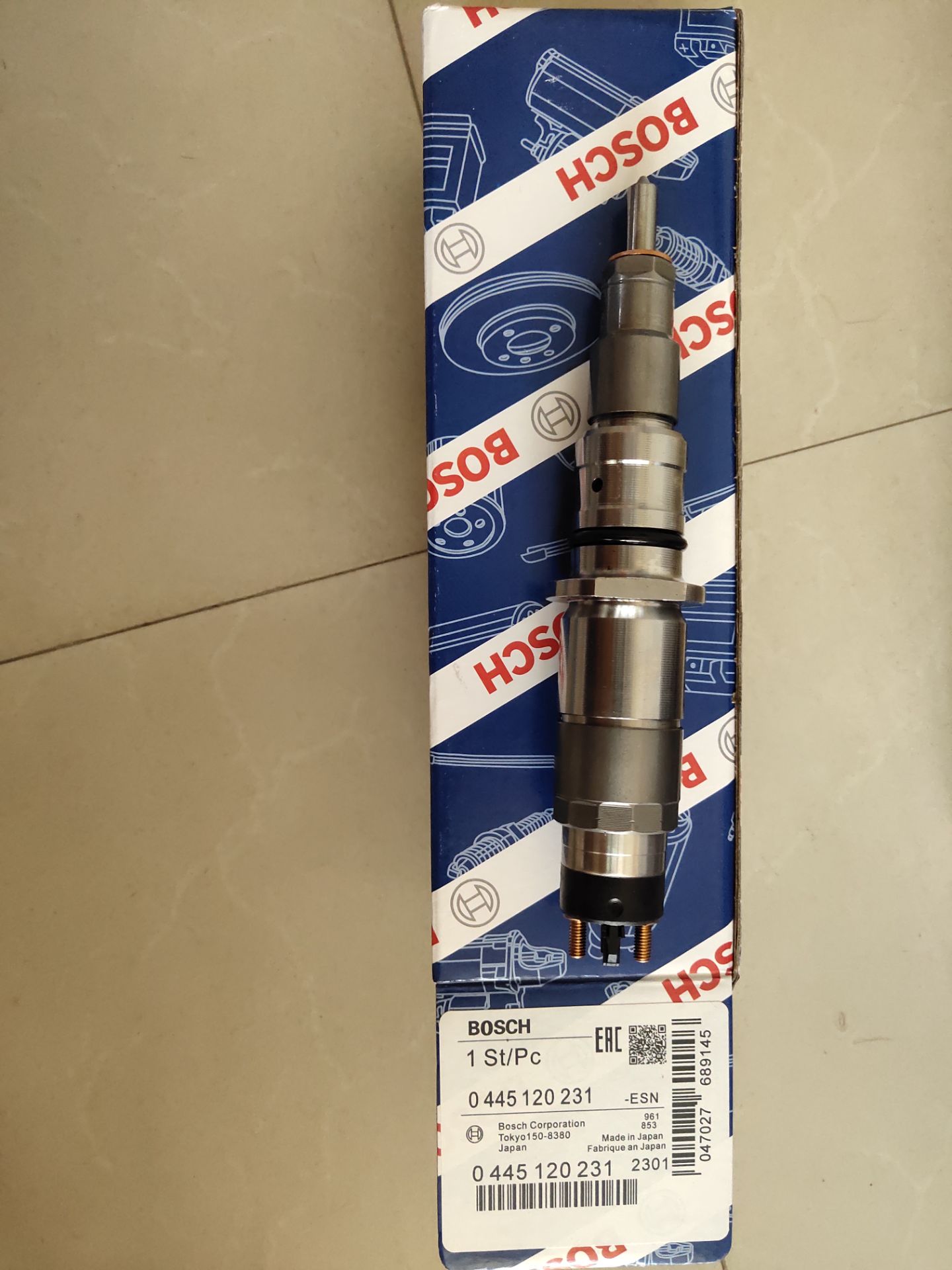 Топливная форсунка BOSCH  0445120231 / 0445120059   Cummins QSB 6.7 3976372 / 4945969 / 5263262 / KOMATSU PC200-8 / IVECO / HITACHI ZW180
