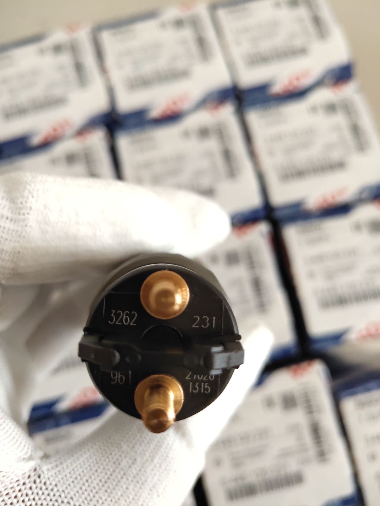 Топливная форсунка BOSCH  0445120231 / 0445120059   Cummins QSB 6.7 3976372 / 4945969 / 5263262 / KOMATSU PC200-8