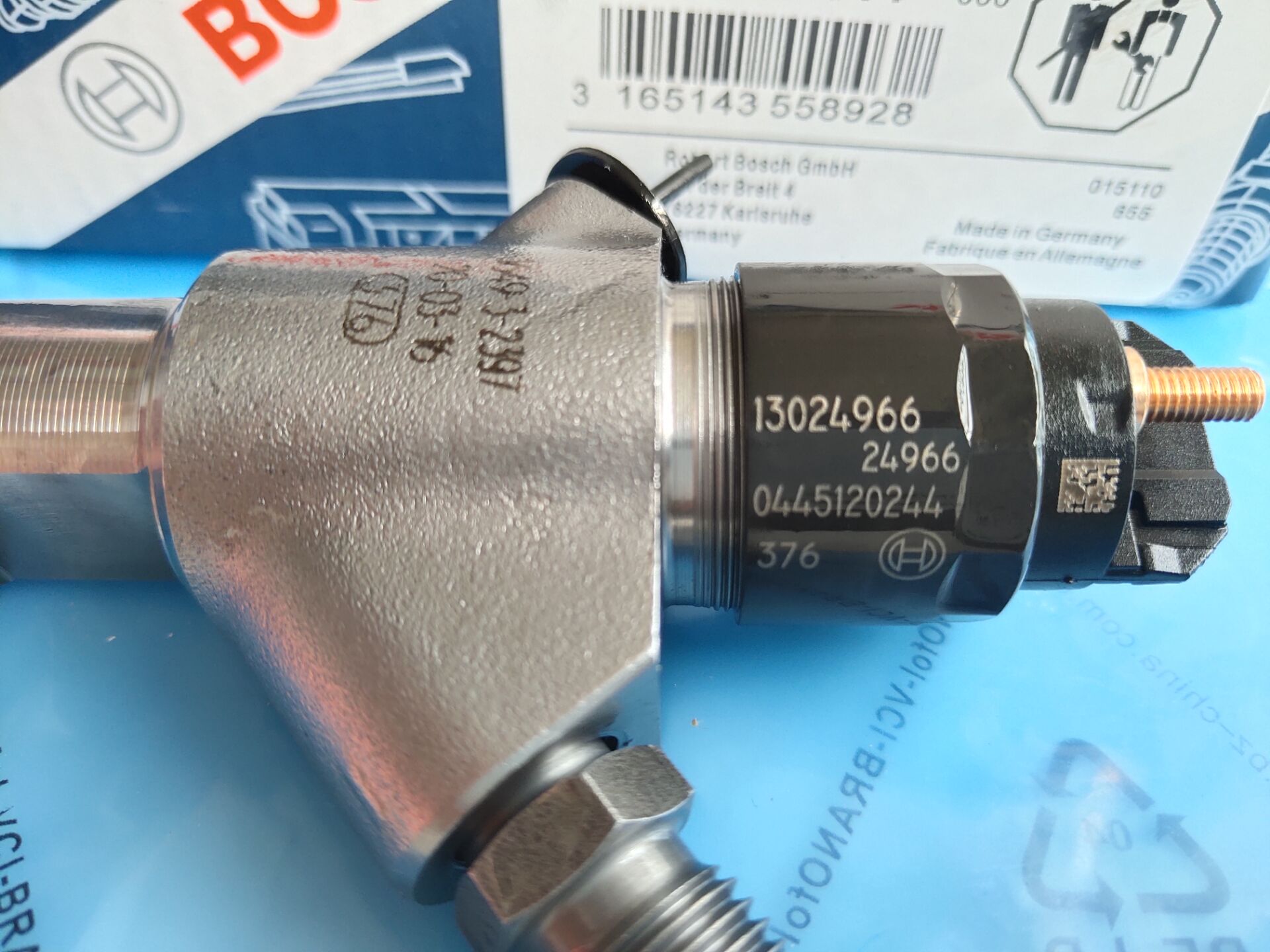 Форсунка 0445120244  0 445 120 244  / 0445120150  0 445 120 150 производства Bosch для двигателей   WP6 / WP12 Shaanxi