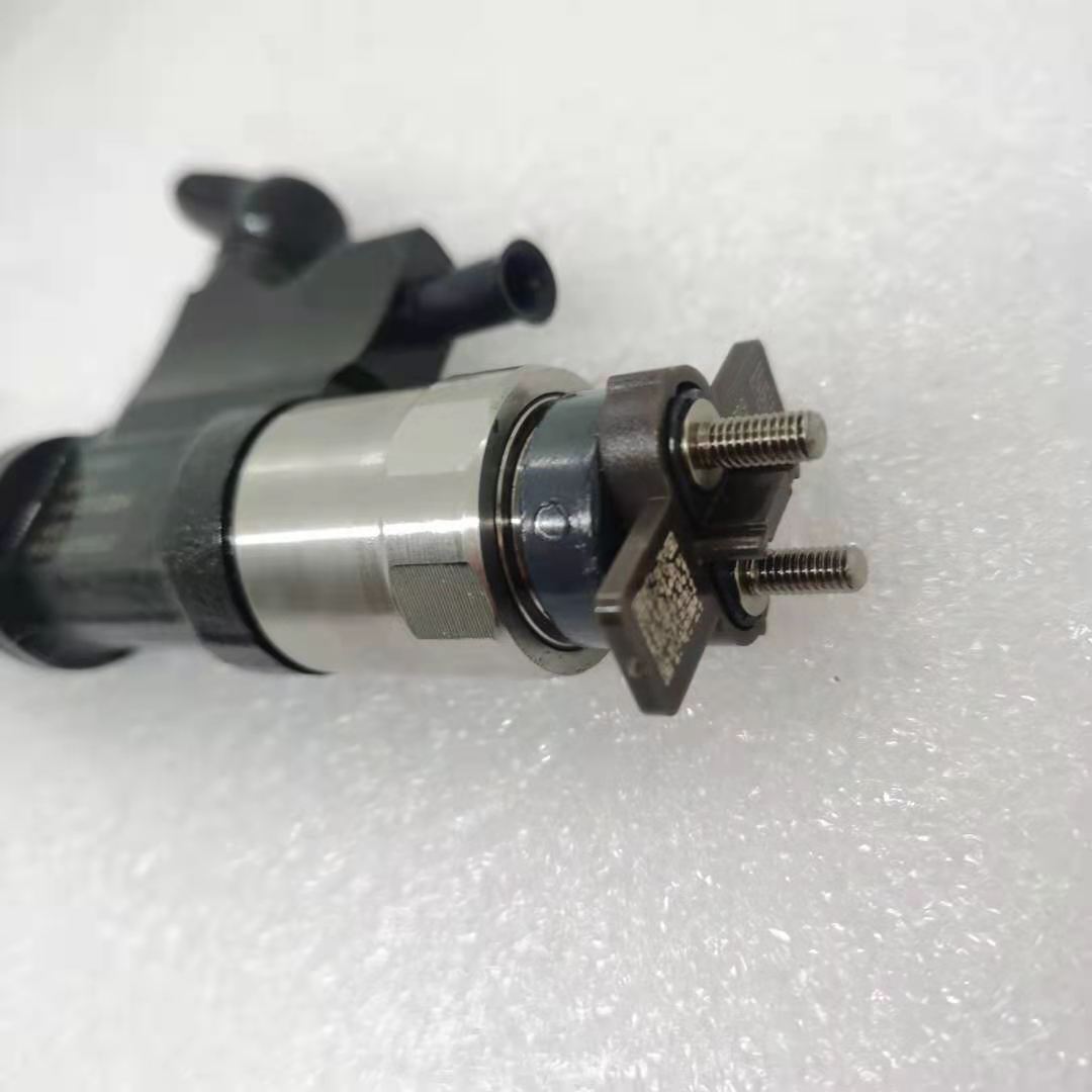 Форсунка Denso 095000-8933/8981600613