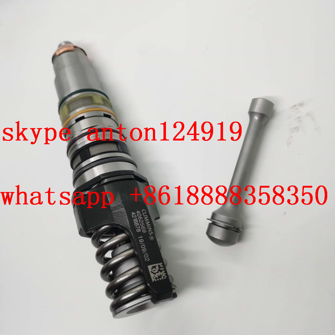 4062569 Топливная форсунка Cummins QSX15